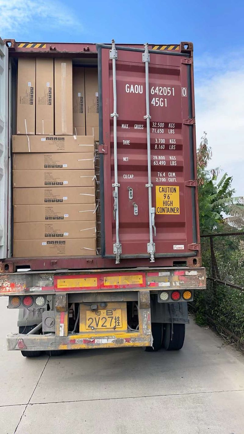 Loading containers for export shipment